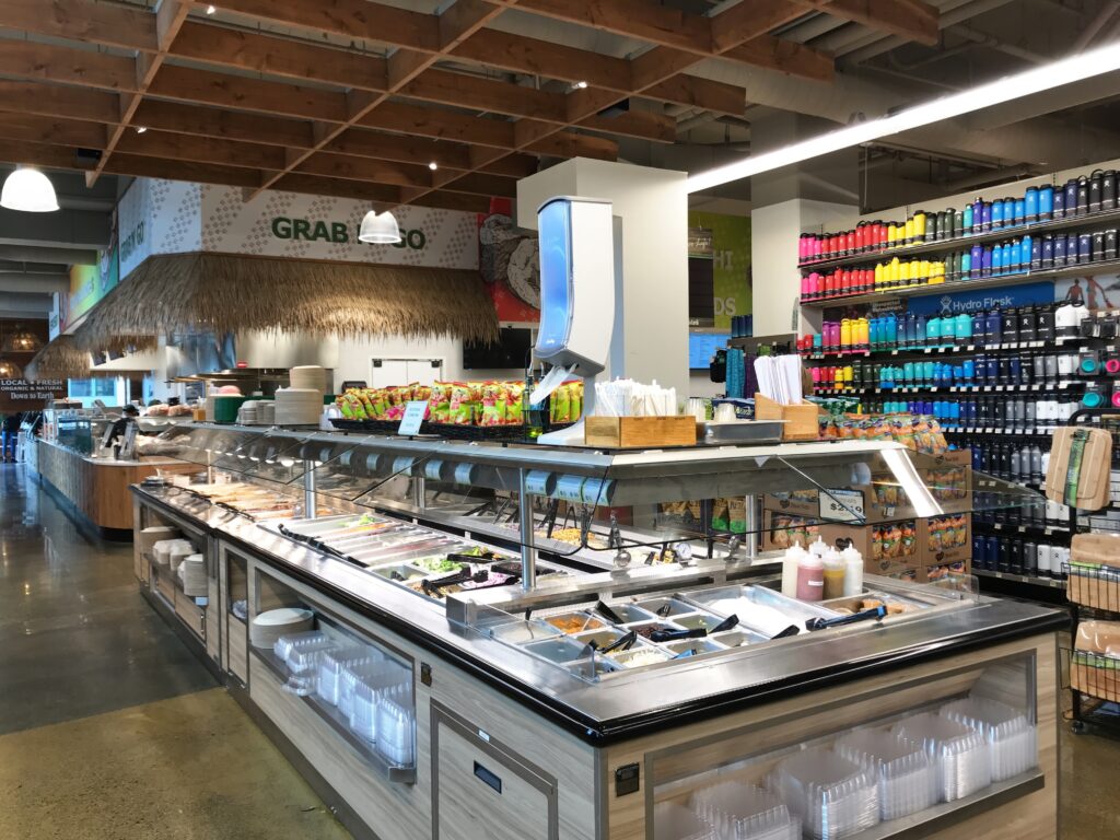 42 - DTE Kakaako Deli Hot Table and Salad Bar2